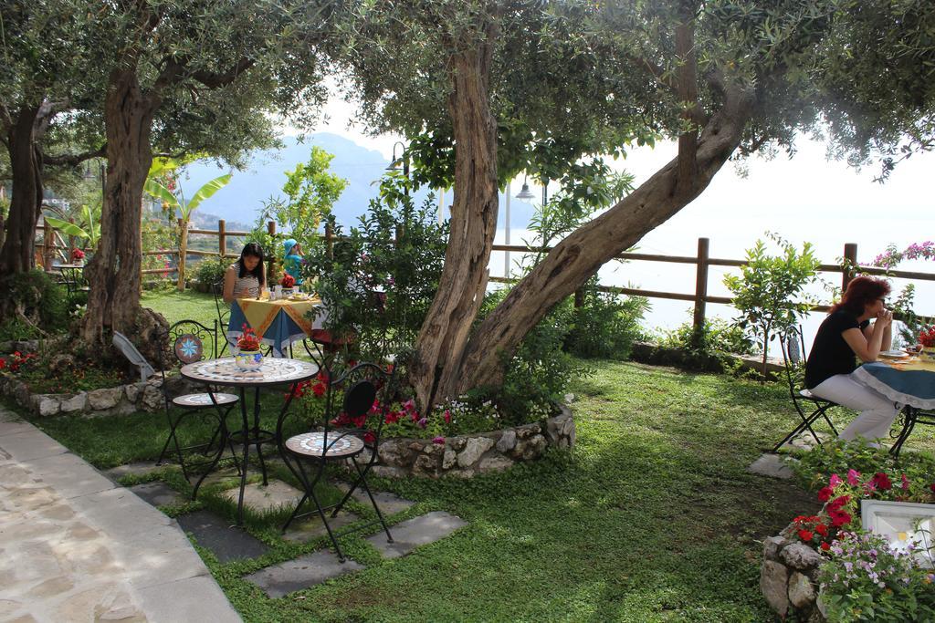 World Center Bed & Breakfast Амалфи Екстериор снимка